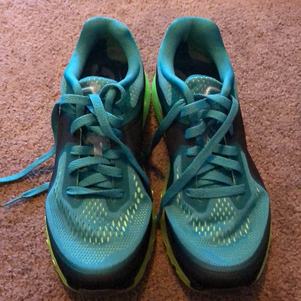 Like new Nike air max